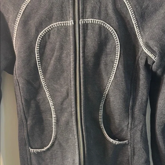 Lululemon Athletica Rare Special Edition - Picture 2 of 9